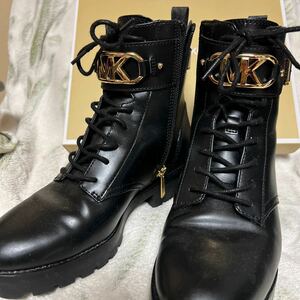 MICHAEL KORS ブーツ ブラック 黒 中古　2〜3回使用　サイズ8 24.5cmほど　箱付き