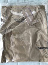 PATAGONIA パタゴニア P-6 ロゴ オーガニック メンズ Tシャツ P-6 LOGO ORGANIC T-SHIRT 38535 CLASSIC TAN CSC クラシックタン　XSサイズ_画像2