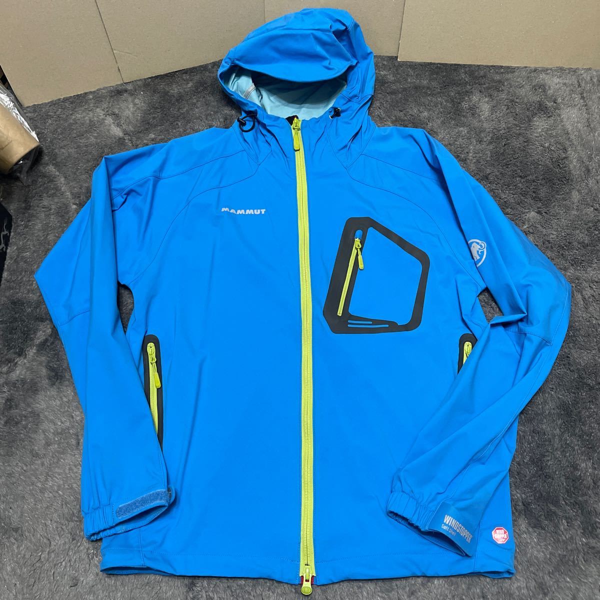未使用 MAMMUT WINDSTOPPER SOFT-SHELL PRISM JACKET サイズ M 未使用 MAMMUT WINDSTOPPER SOFT-SHELL PRISM JACKET サイズ M