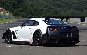 日産 GT-R NISMO GT3 2012年 R35ベースGTカー ニッサン NISSAN 壁紙ポスター 特大ワイド版921×576mm （はがせるシール式） 020W1