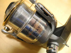 TEAM　DAIWA-S　3000iA　ソルトウオーター　回転はスムーズです　エッジに小傷がありますがラインが引っかかるようなことはありません