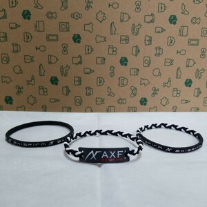 【未使用】AXF アクセフ カラーバンドブレスレット3本セット カラー/ブラックストライプ サイズ/フリー 約18.5cm