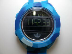 adidas　アディダス腕時計　ADH2991　カモフラージュ　美品