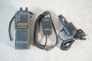 [QS][G794260] KENWOOD ケンウッド TH-70 デュアルバンダー ハンディ SMC-32 マイク/PG-3H シガーソケット 付属 アマチュア無線