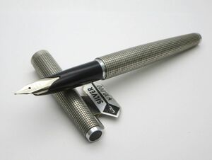 1000円スタート 万年筆 SAILOR セーラー SILVER ペン先18K WG 4刻印 シルバー 格子柄 長さ約13.4cm 文房具 筆記用具 TMS N60036