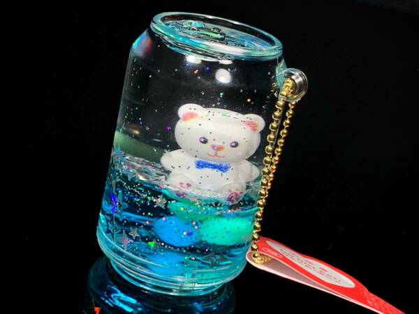 ☆ シロクマ キラキラ ドリンク 缶型 オイルチャーム ☆ マスコット キーホルダー 非売品 プライズ 送料無料