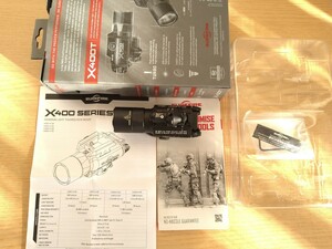 ■実物【SUREFIREシュアファイア X400T Turbo】Weapon Light 650ルーメン ターボシリーズ【X400T-A-RD Laser Red】新品未使用品！！ 