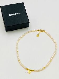 美品 1円～シャネル ＣＨＡＮＥＬ 小ぶりで可愛い♪ パールネックレス チョーカー 豪華 Wモチーフ 高級感 アクセサリー 服飾小物 A447