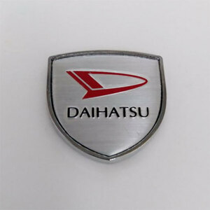 DAIHATSU 　ダイハツ　3D金属ステッカー 　シルバー　1枚