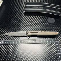 超高品質 アウトドア 折りたたみナイフ ダマスカス鋼刃 限定 サバイバルナイフ 84g 野外 ハイキング _画像10