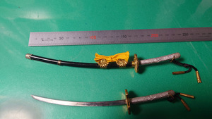レトロ　模造刀　ミニチュア　模擬刀　約23cm　日本刀　置物　人形用 ペーパーナイフ　当時物