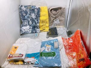 袋入り洋服まとめ売り メンズ レディース色々 半袖 長袖 Tシャツ トレーナー ポロシャツ シャツ Mサイズ Sサイズ サイズ色々 洋服 現状品