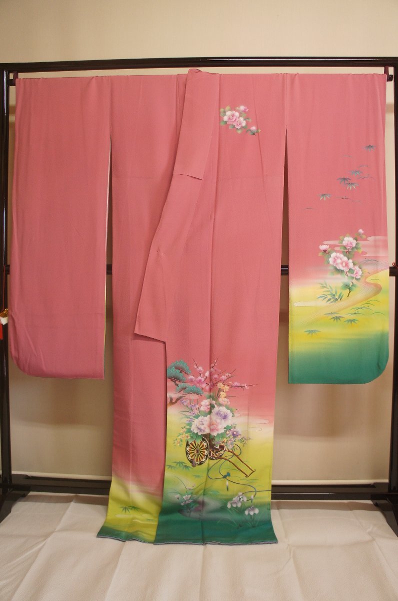正絹ローズ色地手描き花車模様振袖Lサイズ[F14694], ファッション, 女性和服, 着物, 振袖