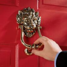 イギリス首相官邸の真鍮製ドアノッカー　ダウニング街10番地18世紀ゴールドライオンドア金獅子英国西洋装飾品洋風オブジェ雑貨英国飾物_画像1