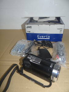 SY1808　ビデオカメラ JVC GZ-E108-B 現状品 通電確認済