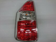 ★中古品★トヨタ純正 ト ノア ZRR70 ZRR75 左テールランプ LED ICHIKOH イチコー 28-198【他商品と同梱歓迎】_画像1