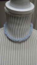 水色ビーズ　リリアン編みの様なネックレス　太さのあるネックレス_画像4