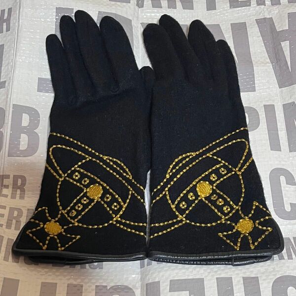 Vivienne Westwood 手袋