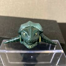 A082【未使用】BANDAI 東宝映画 ガメラシリーズ ソフビ 特撮 怪獣 円谷プロ ウルトラマン ガメラ飛行形態 ガメラ 全高8㎝ バンダイ 新品_画像10