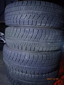 ブリヂストン ブリザック VRX 165/70R14 2015年製 4本