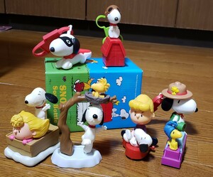 スヌーピー　ハッピーセット　ピーナッツ 　マクドナルド