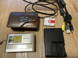 【ジャンク品】SONY DSC-T20 サイバーショット／メモリースティック（１GB）付／通電確認済み／中古品／専用ケース付