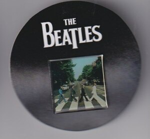 The Beatles　ザ・ビートルズ　ピンズカプセル　ピンバッジ　ピンバッチ Abbey Road　ガチャ　５３３