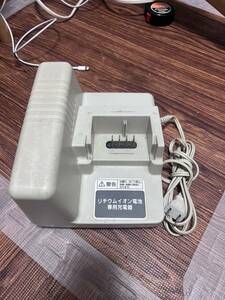 Panasonic 電動アシスト自転車用 バッテリー充電器 NKJ033B 中古動作品 