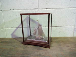 ◇船 置物/オブジェ 飾り物 シップ ヨット ガラスケース付き 帆船 模型 昭和レトロ ヴィンテージ インテリア コレクション