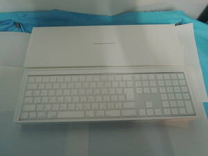 Apple Magic Keyboard(テンキー付)-日本語 Model:A1843 インターフェース:Bluetooth 付属品:ライトニングケーブル 元箱あり