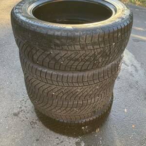 走行少 バリ溝 235/55R19 コンチネンタル ヴァイキングコンタクト6 スタッドレスタイヤ 4本 ハリアー 225/55R19 002 RAV4 continental 