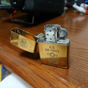 ZIPPO ソリッドブラス？ U.S.AIR FORCE KADENA 1994年 インナーは1993年