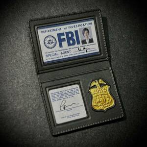 DAMTOYS製 1/6 女性 フィギュア用 部品 装備 小物 エイダ バイオハザード FBI 手帳 (の模型) 高品質 (未使用