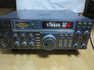 ICOM IC-760PRO（動作品・中古品ケース角に傷あり）