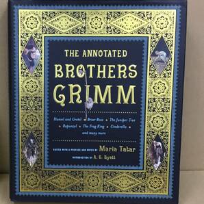 K1207-12 The Annotated Brothers Grimm(挿画注解版 グリム童話集) Maria tatar(マリア・タタール) 2004年の画像1