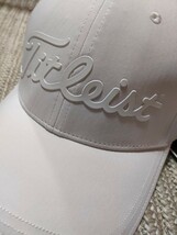 新品 未使用 Titleist タイトリスト キャップ ホワイト 白 マーカー付 紫外線カット 抗菌 吸水速乾 帽子 メンズ ゴルフウェア_画像2