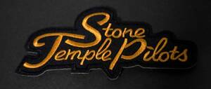 黒黄土ST英語◆新品ストーン・テンプル・パイロッツ Stone Temple Pilots　STPアメリカ合衆国　サンディエゴ　ロックバンド　刺繍ワッペン