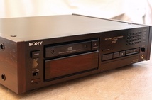 SONY CDP-X55ES 良音質　元箱あり　美品_画像1