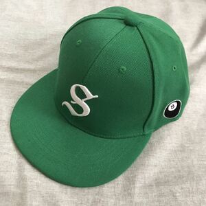 スピンズ SPINNS 8ボールデザイン ツイルフラットキャップ 帽子 グリーン