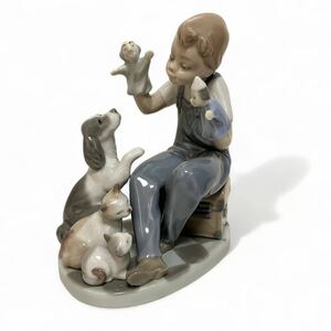 現状品 LLADRO リヤドロ リアドロ 人形劇屋さん パペットショー 置物 フィギュリン (TK23-1223-1)