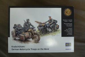 マスターボックス Master Box 3548 1/35 第二次世界大戦・ドイツ オートバイ兵4体サイドカー乗車シーン(フィギュアのみ)