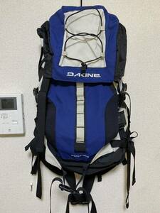 [ beautiful goods ] DAKINE poacher Dakine pouch .- rucksack backpack mountain climbing ski snowboard outdoor blue × white northface burton