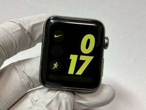 Apple Watch Nike Series 3 GPSモデル 42mm スペースグレイアルミニウムケース バッテリー88％ (T16)