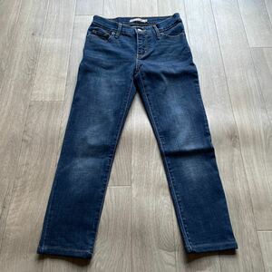 送料無料 古着ジーンズ【Levi's311 SHAPING SKINNY W24】