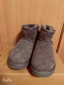 UGG アグ オーストラリア ショートブーツ 羊毛 ムートン 美品