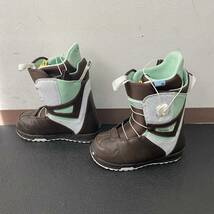 【BB013】レディースブーツ☆BURTON バートン☆WOMAN’S MINT☆サイズ：25.0cm☆クイックレースタイプ☆スノーボードブーツ_画像2