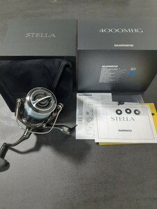 極上品！　シマノ22 ステラ 4000MHG　巻き心地は最高！　青シール付 SHIMANO STELLA