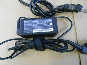 Panasonic AC adapter CF-AAA001A M1 16V=1.5A outer diameter 5.5 inside diameter 2.6 (15