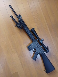 M16A4 ・M5RAS・スコープ・フリップアップフロントサイト・電動ガン・アメリカンスナイパー　タイプ・バイポット・CYMA