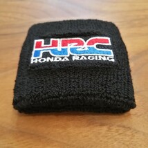 HONDA HRC RACING 黒 マスターシリンダーカバー_画像4